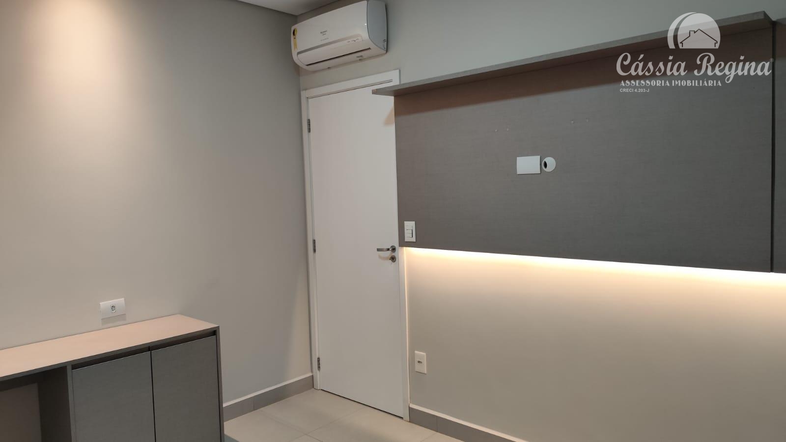 Apartamento à venda, 03 dormitórios no Edifício Esmeralda, Centro, FOZ DO IGUACU - PR