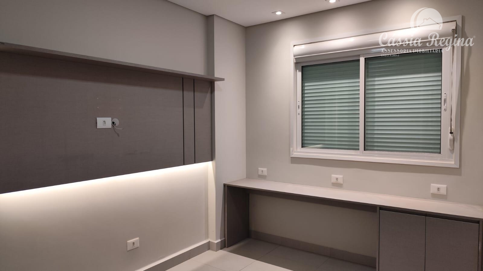 Apartamento à venda, 03 dormitórios no Edifício Esmeralda, Centro, FOZ DO IGUACU - PR