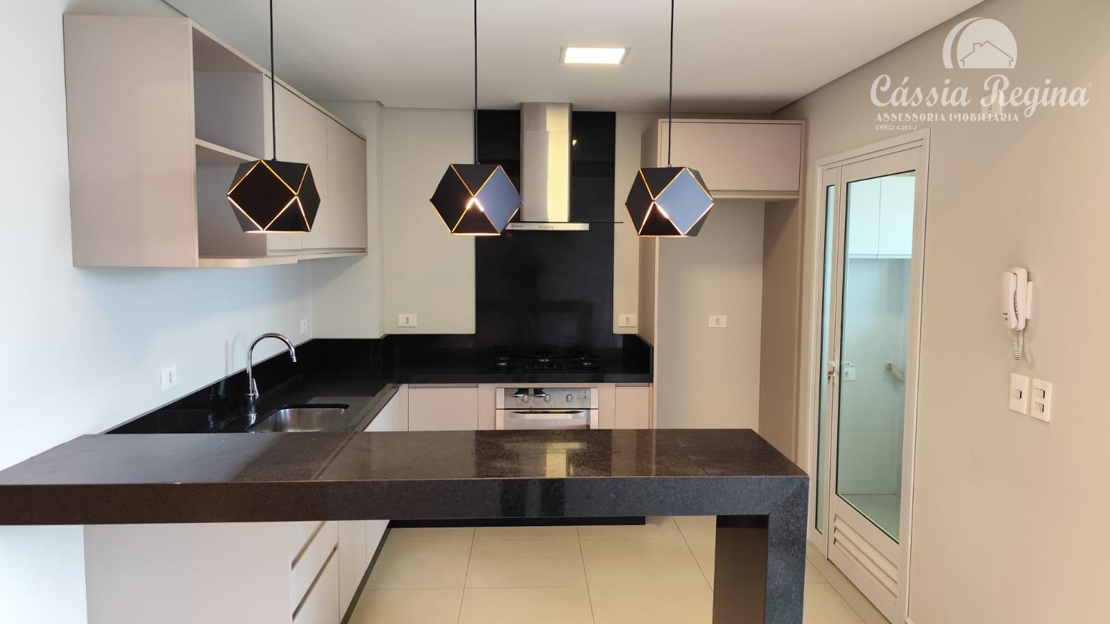 Apartamento à venda, 03 dormitórios no Edifício Esmeralda, Centro, FOZ DO IGUACU - PR