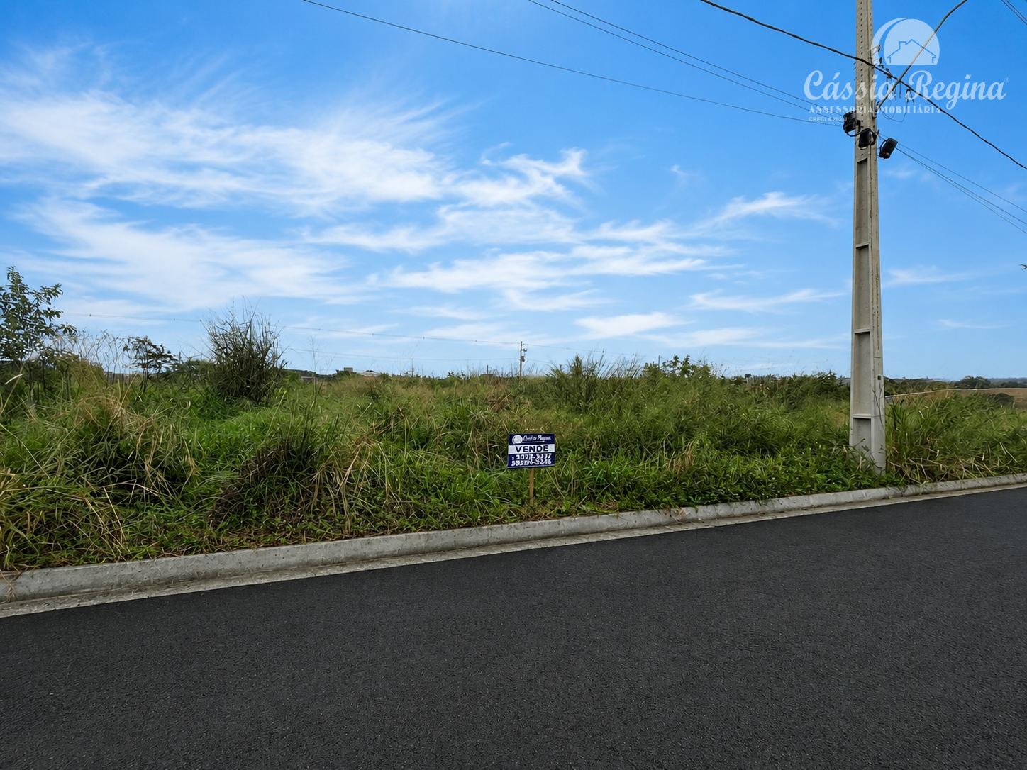 Terreno à venda 210m², localizado no Loteamento Ecoville II  Região Norte.
