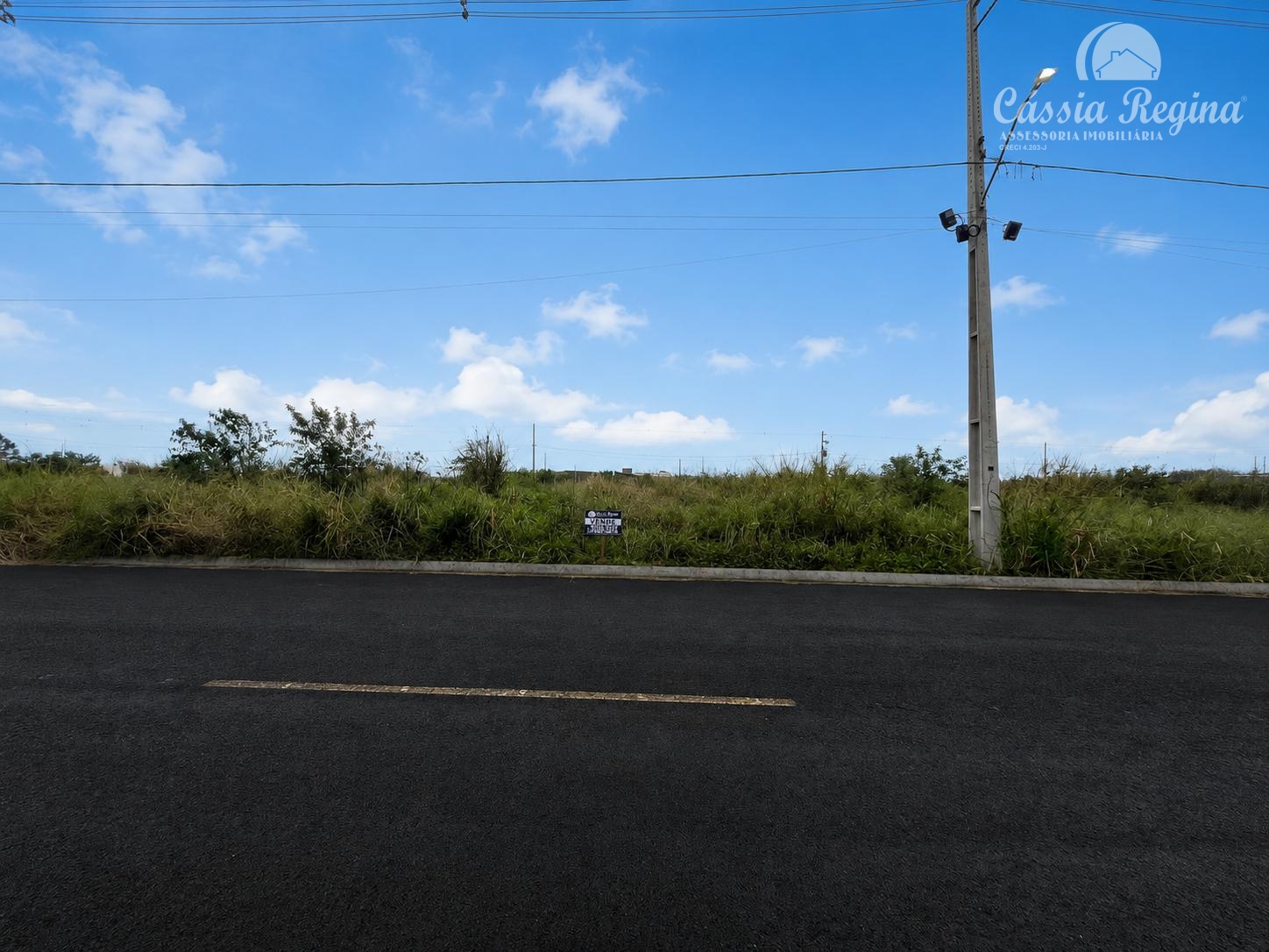 Terreno à venda 210m², localizado no Loteamento Ecoville II  Região Norte.