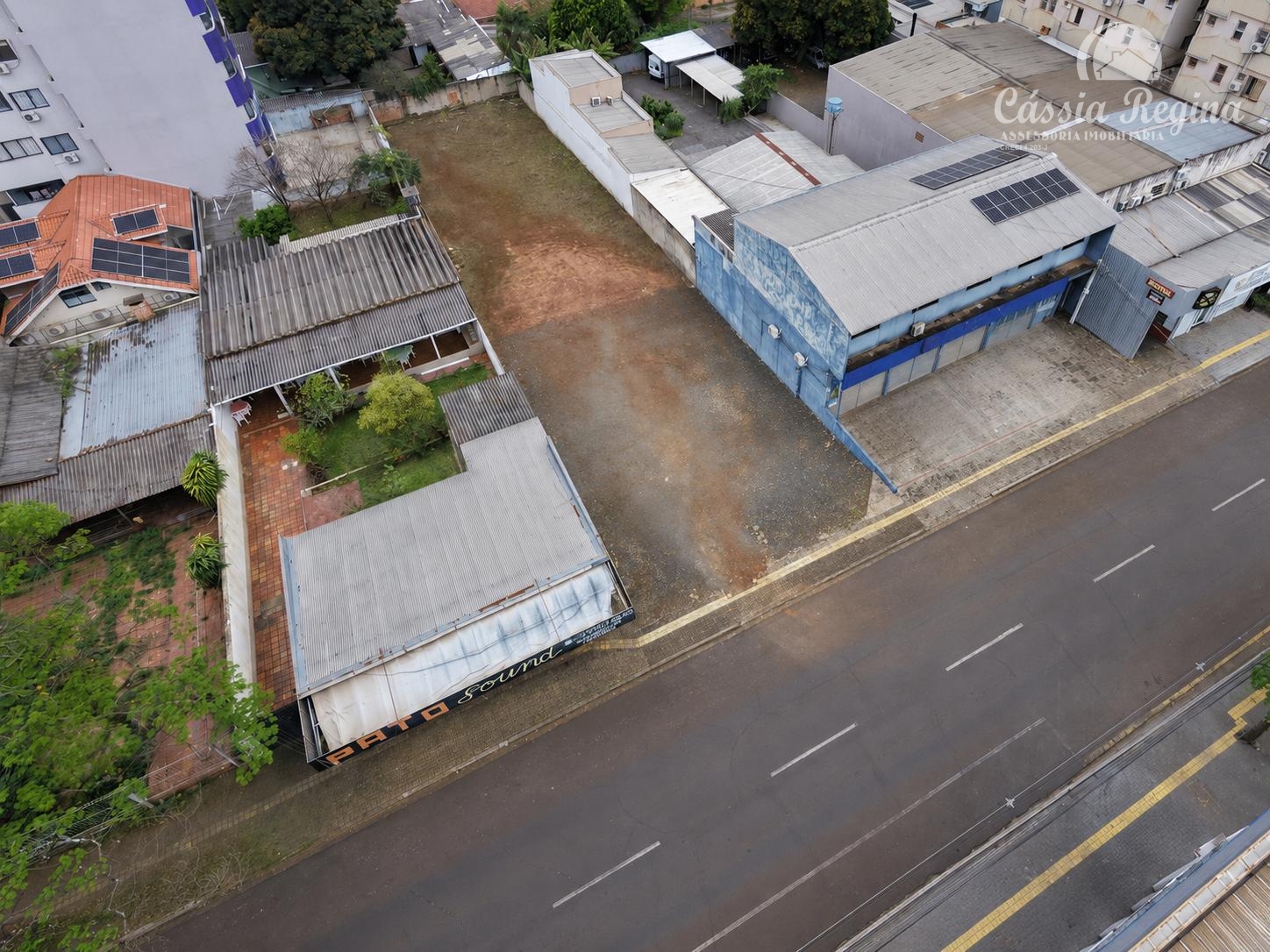 Terreno à venda com 900m², Centro, FOZ DO IGUACU - PR