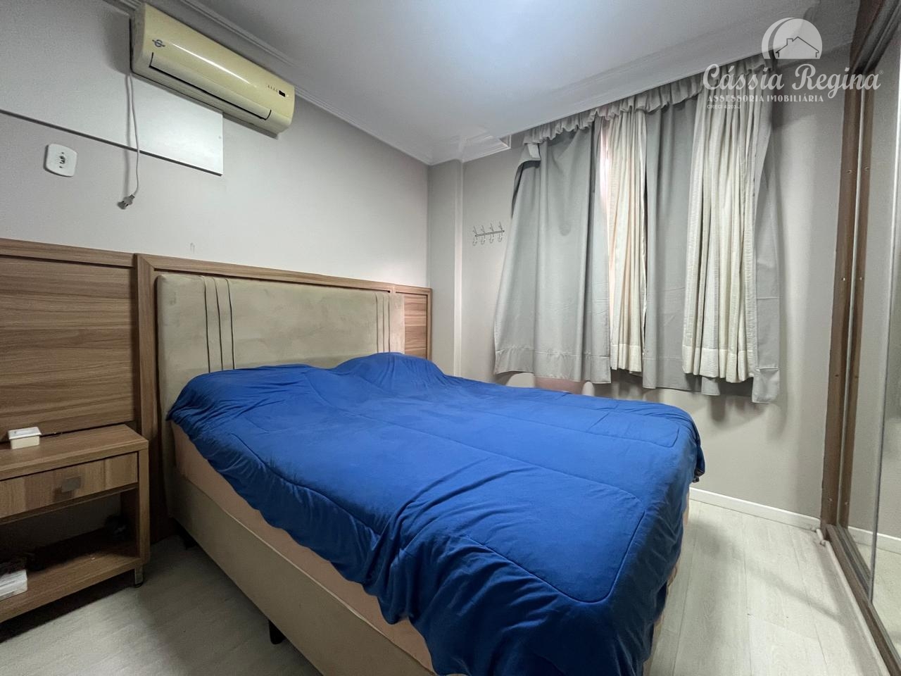 Apartamento com 03 dormitórios, sendo 02 suíte no Edifício Monte Carlo  Região Central