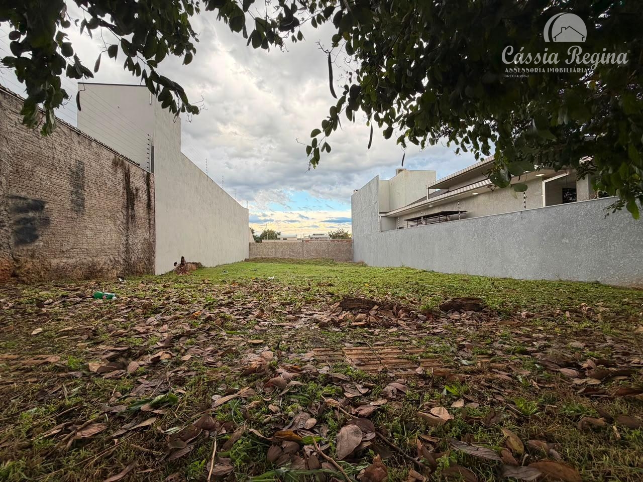 Terreno à venda com 300m² no bairro Verdes Pampas, FOZ DO IGUACU - PR