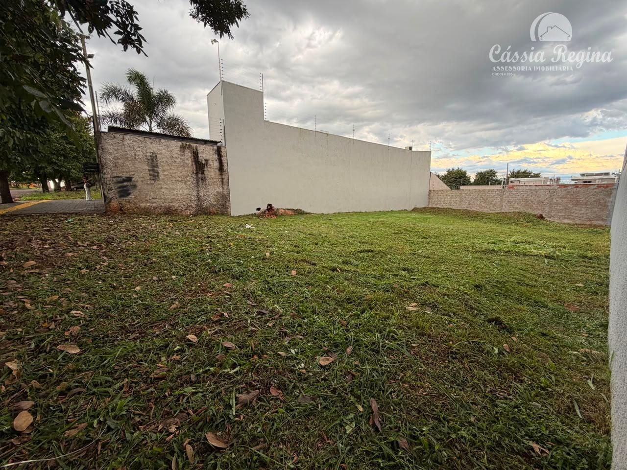 Terreno à venda com 300m² no bairro Verdes Pampas, FOZ DO IGUACU - PR