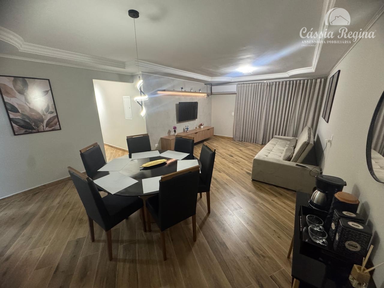 Apartamento com ótima localização - Edifício Prof. Bernardo Litzinger - Centro