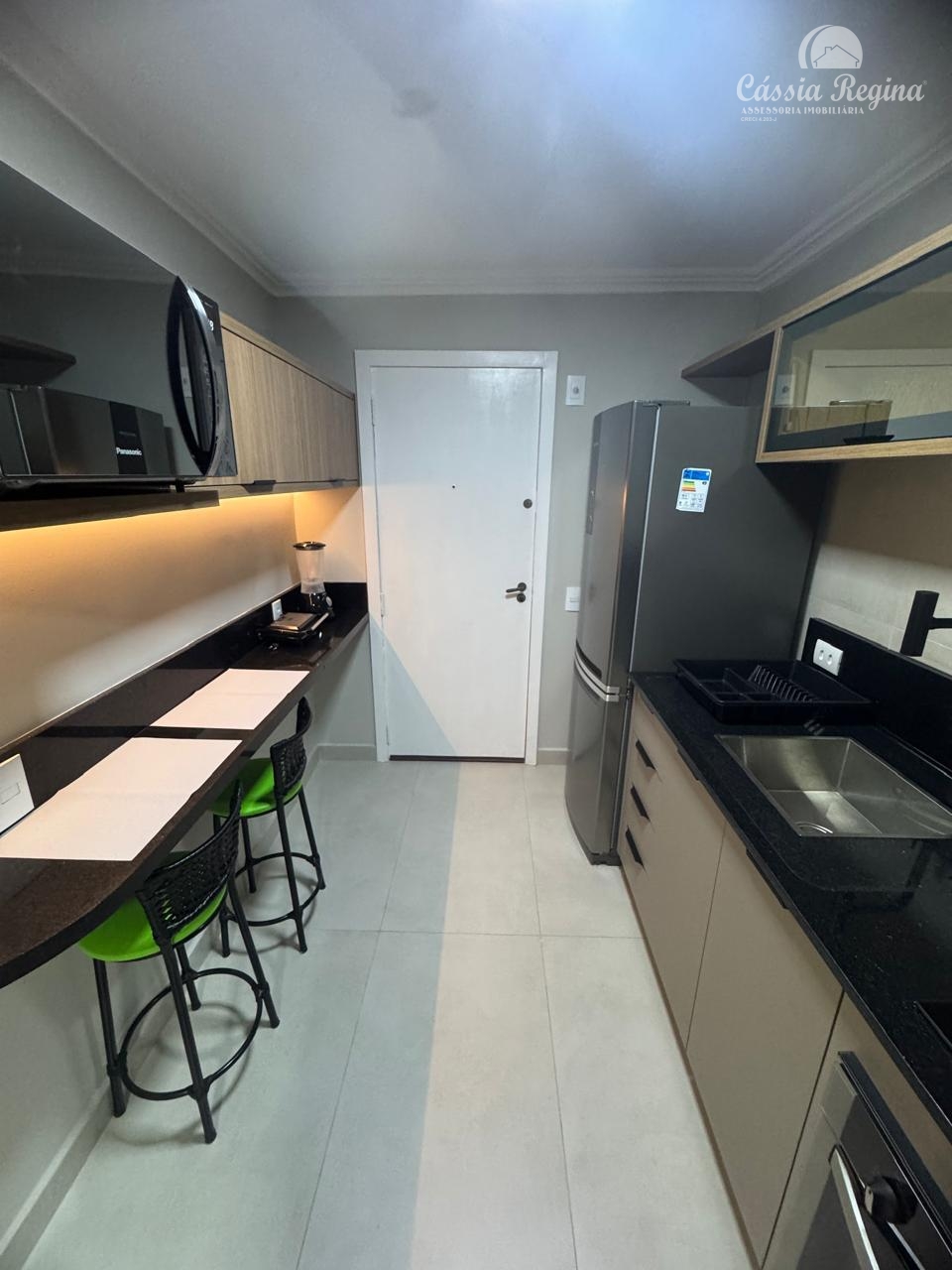 Apartamento com ótima localização - Edifício Prof. Bernardo Litzinger - Centro