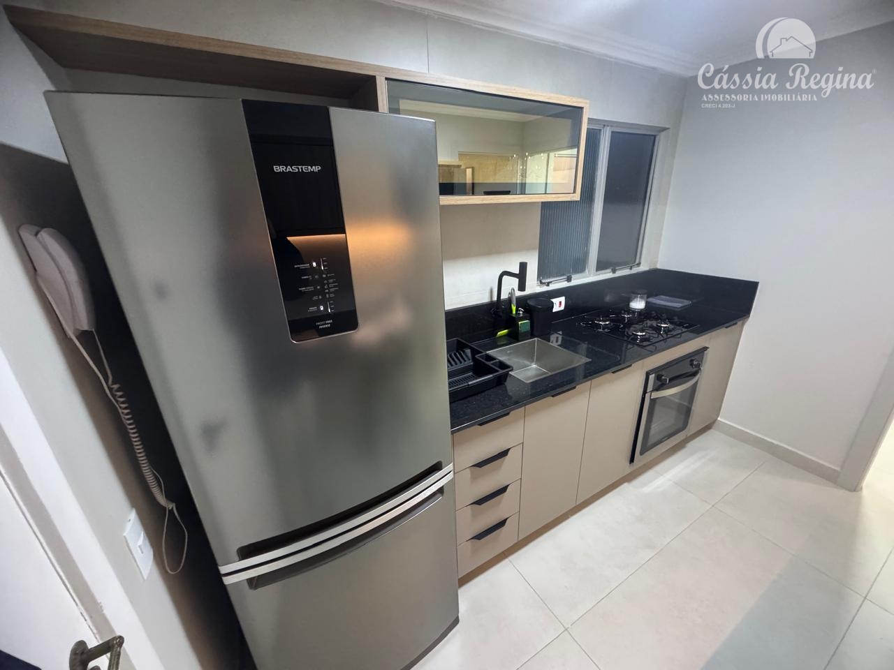 Apartamento com ótima localização - Edifício Prof. Bernardo Litzinger - Centro