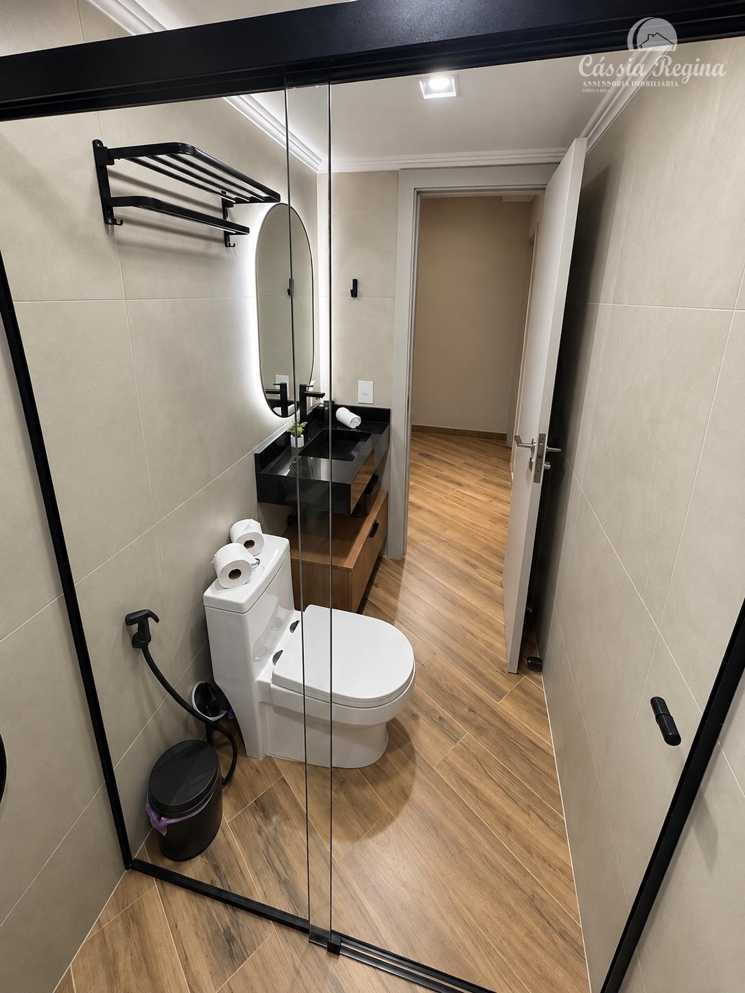 Apartamento com ótima localização - Edifício Prof. Bernardo Litzinger - Centro