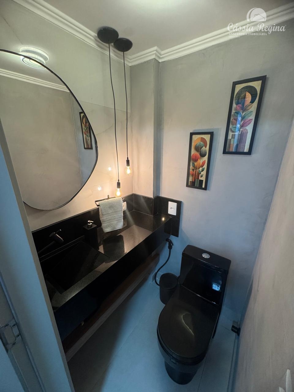 Apartamento com ótima localização - Edifício Prof. Bernardo Litzinger - Centro