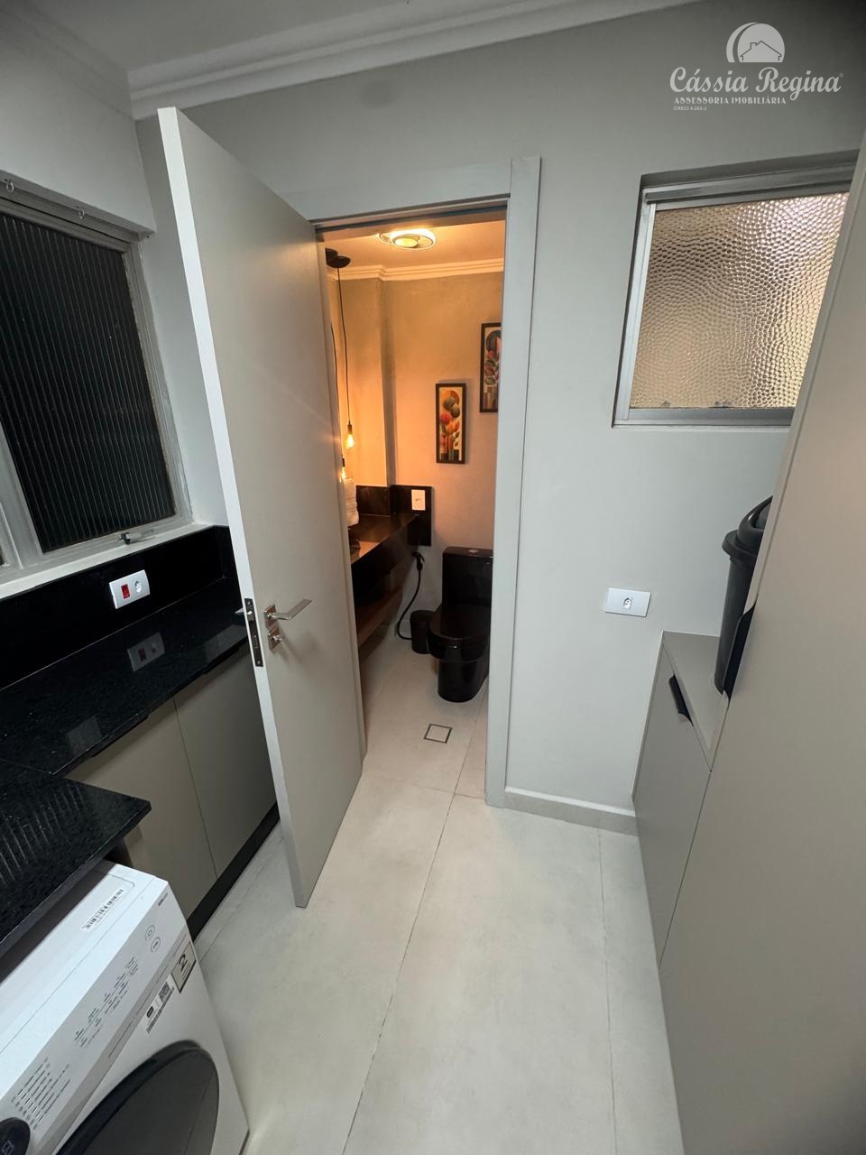 Apartamento com ótima localização - Edifício Prof. Bernardo Litzinger - Centro