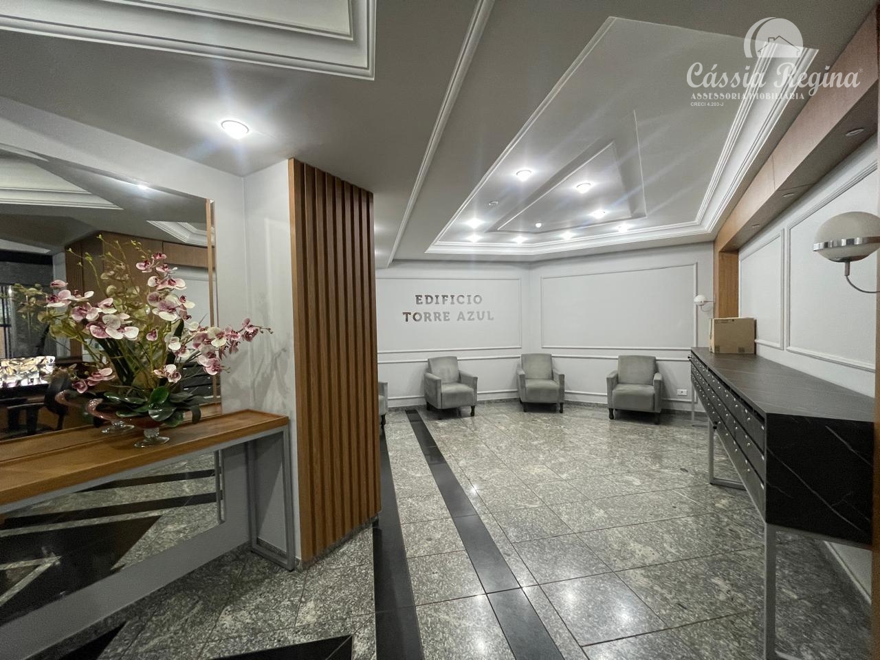Apartamento duplex à venda no Edifício Torre Azul, Centro, Foz do Iguaçu - PR