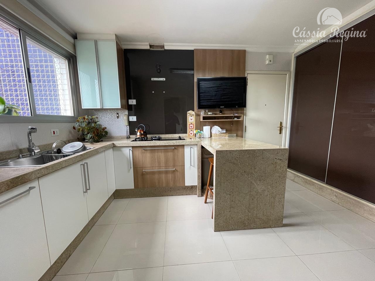 Apartamento duplex à venda no Edifício Torre Azul, Centro, Foz do Iguaçu - PR