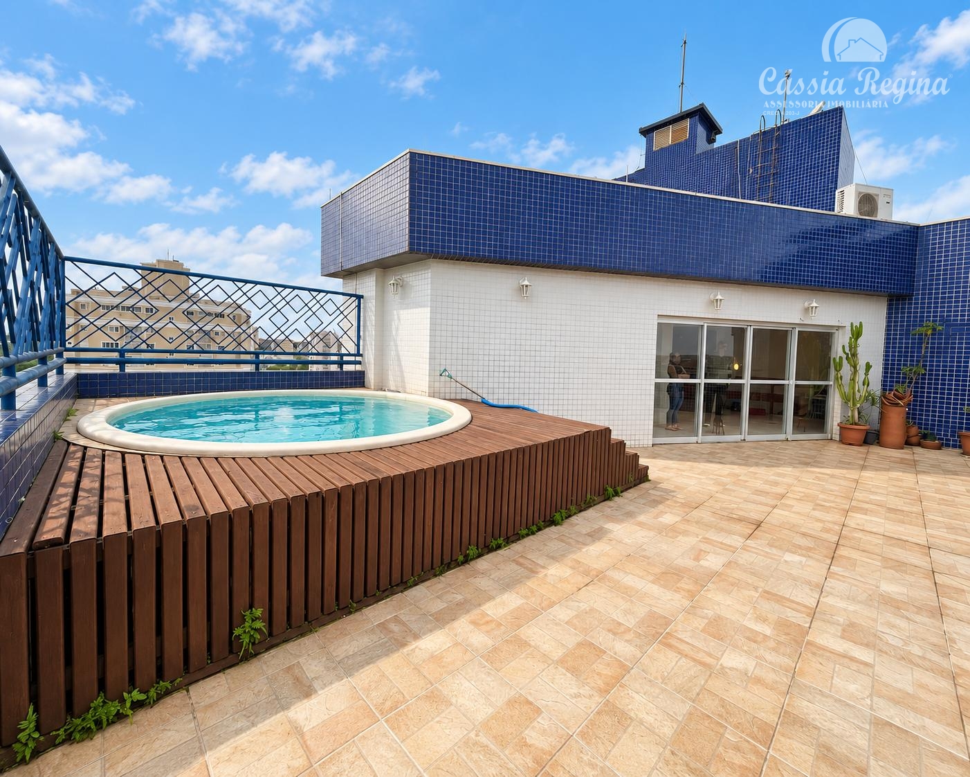 Apartamento duplex à venda no Edifício Torre Azul, Centro, Foz do Iguaçu - PR
