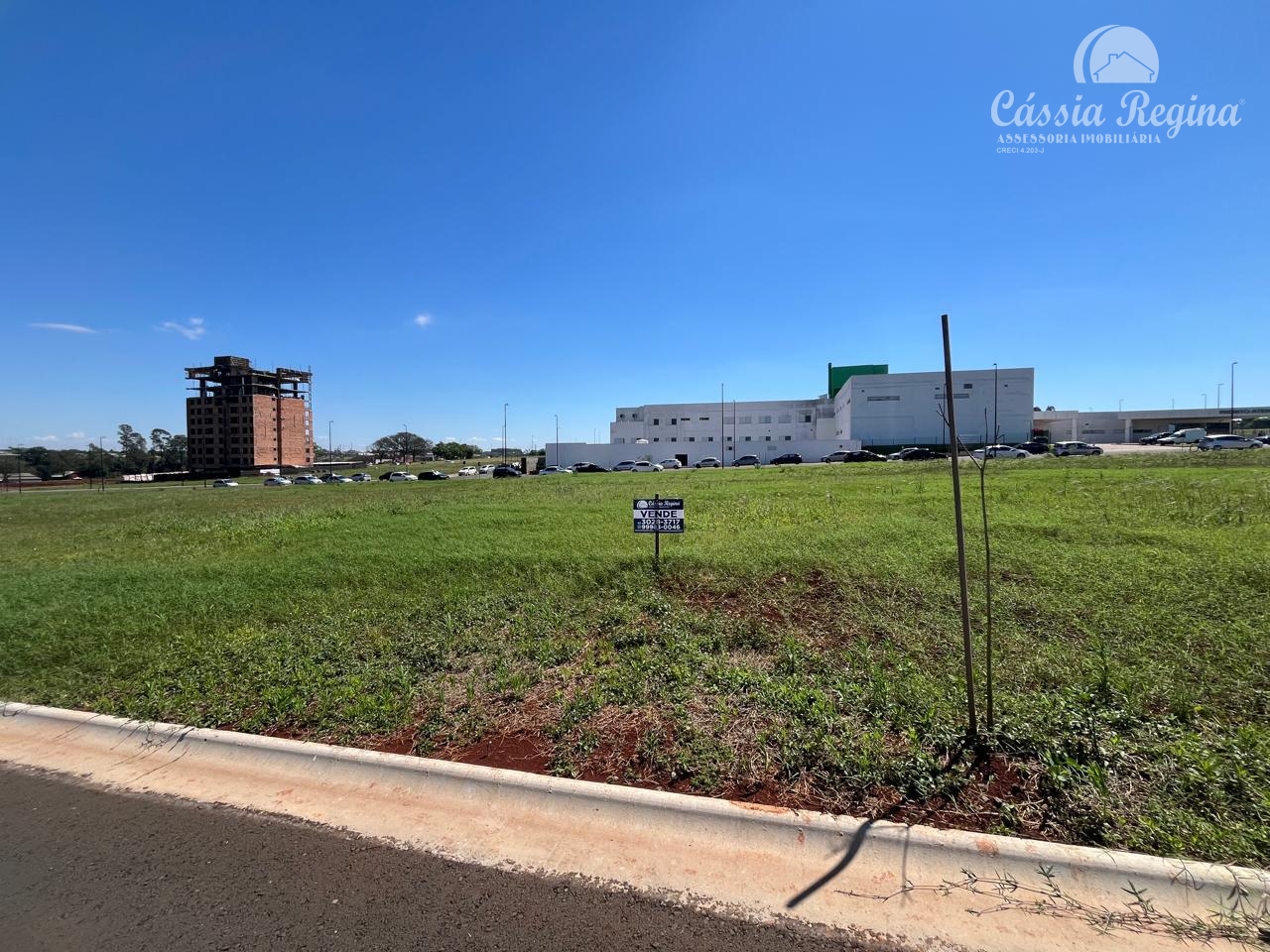 Terreno à venda no Vita Village I, Bairro do Futuro, Foz do Iguaçu - PR