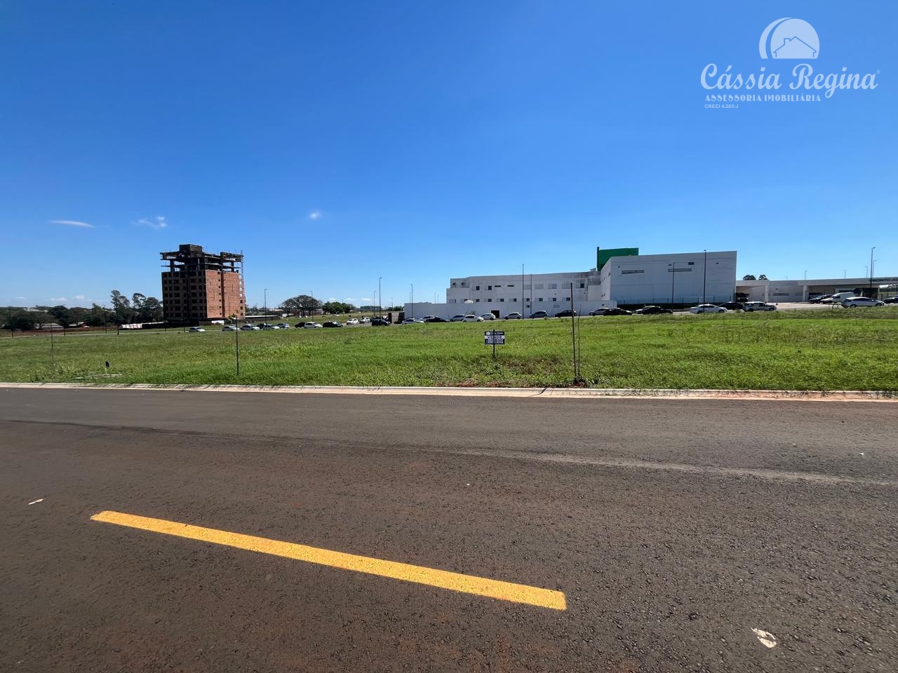 Terreno à venda no Vita Village I, Bairro do Futuro, Foz do Iguaçu - PR