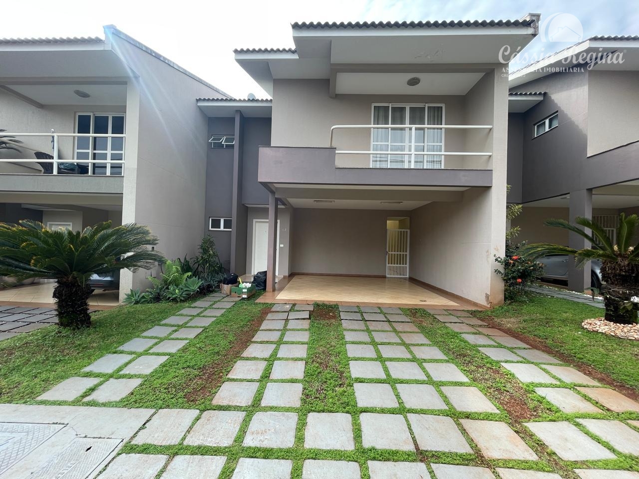 Sobrado mobíliado disponível para locação no Condomínio Casabella - Foz do Iguaçu