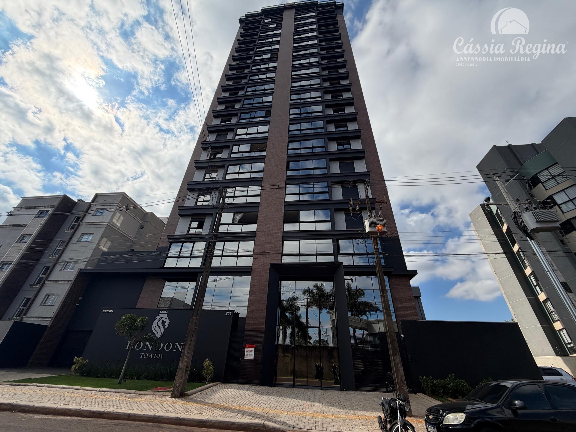 Apartamento à venda, no Edifício London Tower, Jardim Cláudia, FOZ DO IGUACU - PR