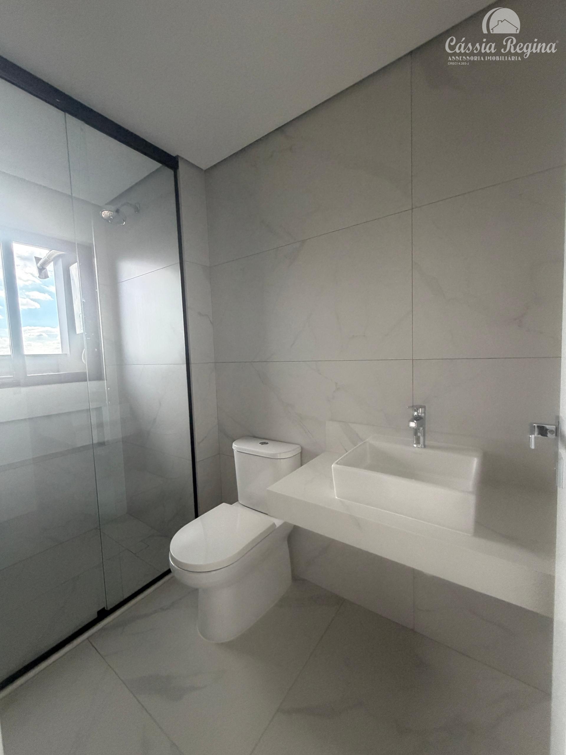 Apartamento à venda, no Edifício London Tower, Jardim Cláudia, FOZ DO IGUACU - PR