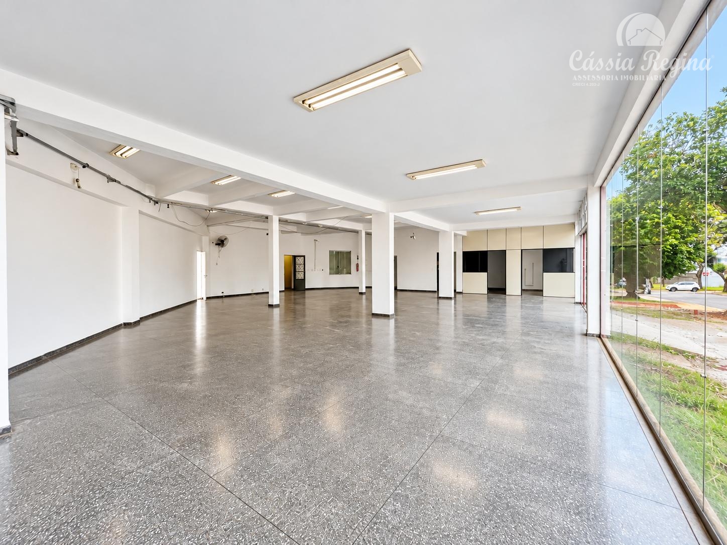 Sala Comercial na Avenida Costa e Silva, Polo Centro, FOZ DO IGUACU - PR