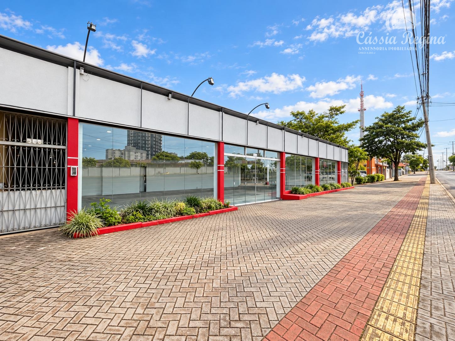 Sala Comercial na Avenida Costa e Silva, Polo Centro, FOZ DO IGUACU - PR