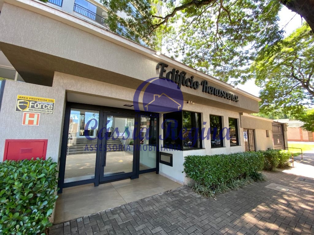 Apartamento com 4 dormitórios à venda no Edifício Renascence - Centro