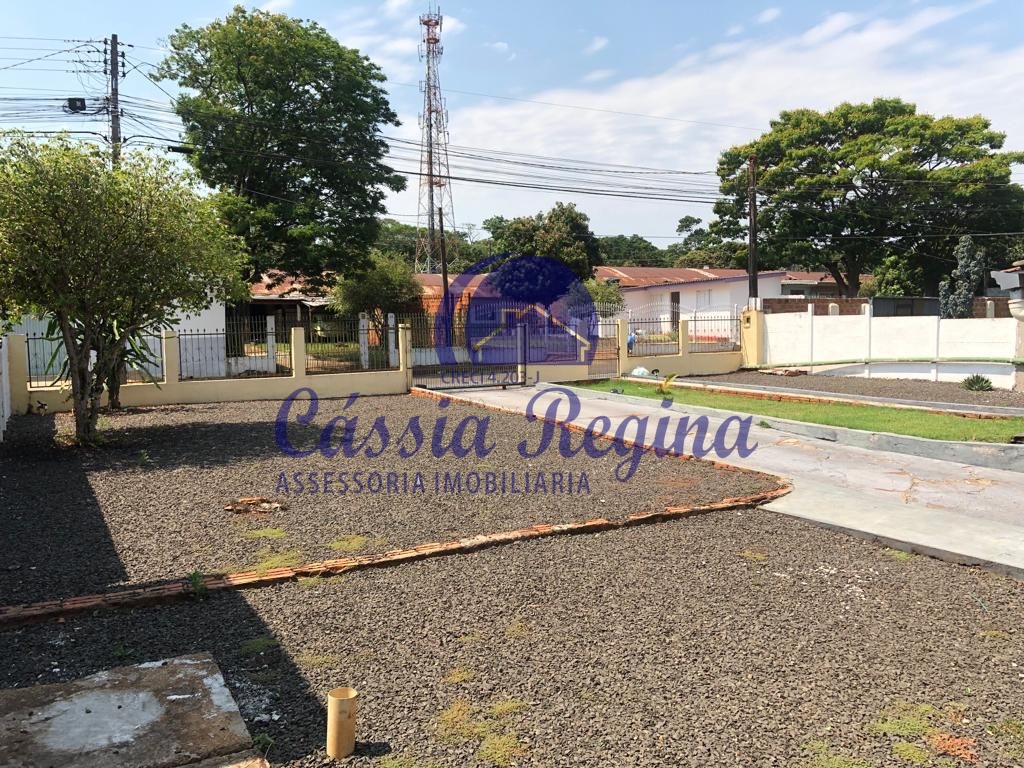 Casa com 03 dormitórios sendo 01 suite - Vila C