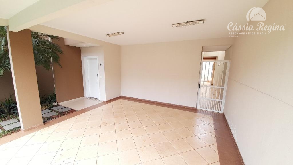 Sobrado mobíliado disponível para locação no Condomínio Casabella - Foz do Iguaçu