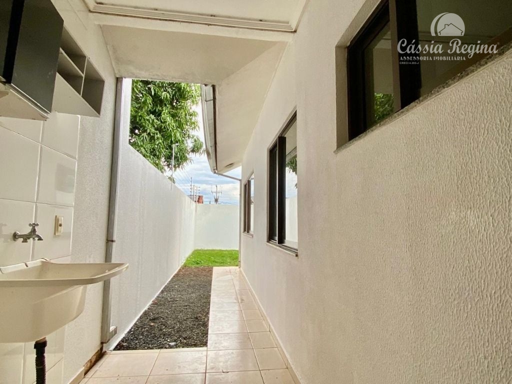 Casa com 2 dormitórios para locação no Jardim São Roque III em Foz Do Iguaçu - PR