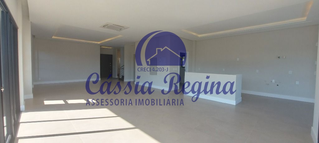 Sobrado novo de alto padrão - Condomínio Residencial Porto Madero