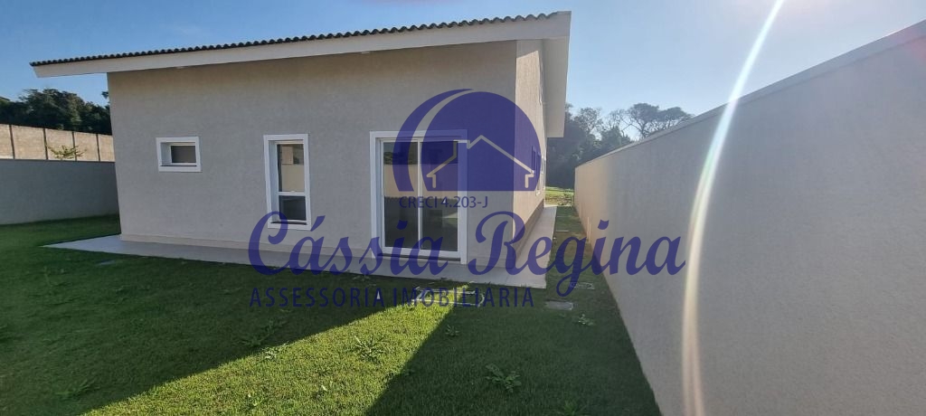 Casa nova com 04 dormitórios sendo 02 suítes - Condomínio Residencial Villa Consc