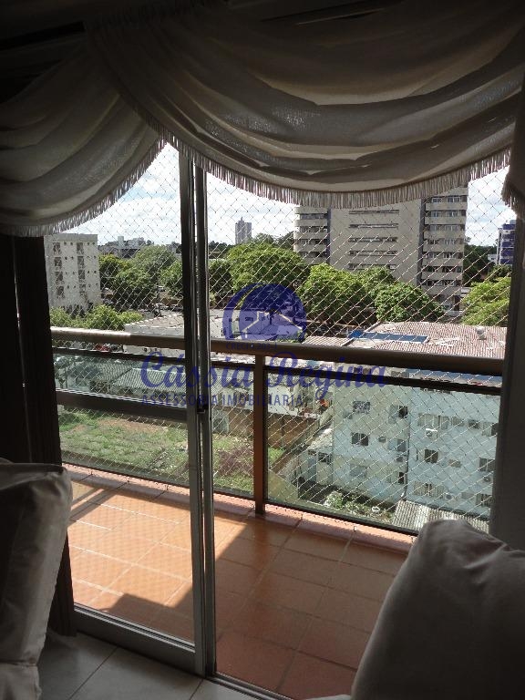 Apartamento com ótima localização - Edifício Prof. Bernardo Litzinger - Centro