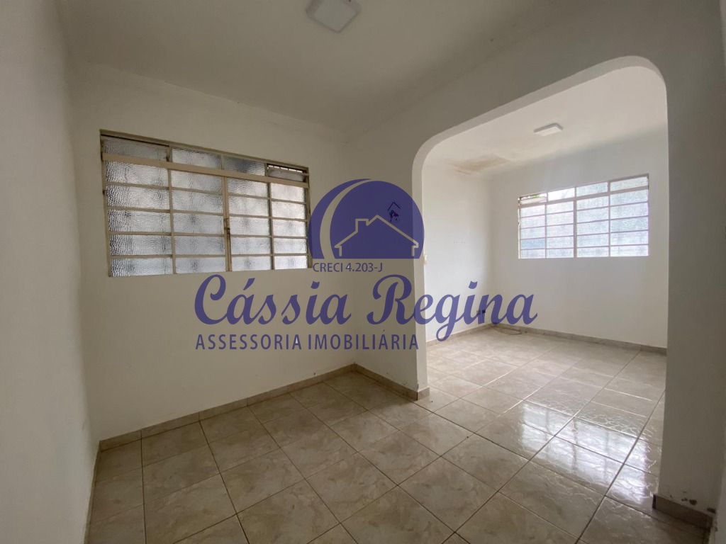 Casa com 02 dormitórios - Parque Imperatriz