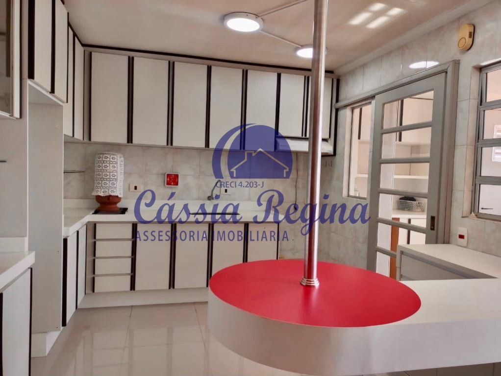 Apartamento com 03 dormitórios sendo 01 suíte com hidromassagem - Edifício Missõe