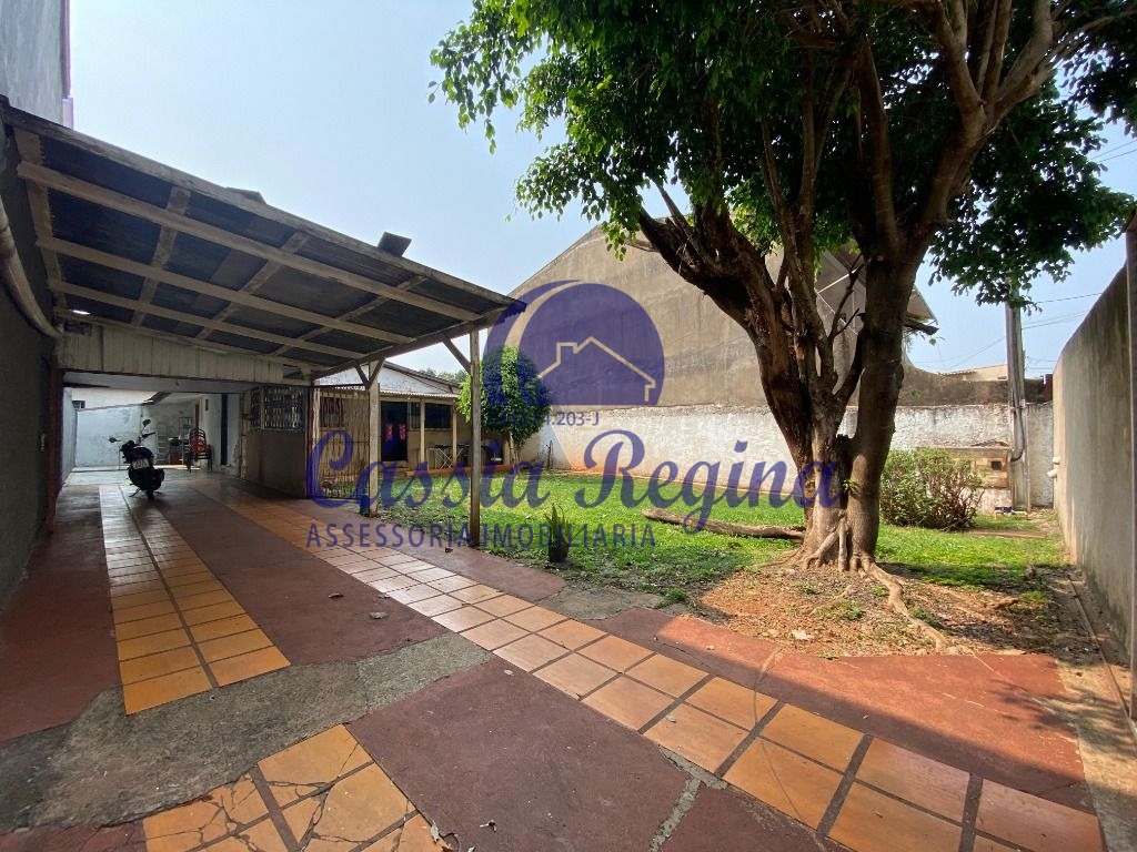 Casa à venda com 02 dormitórios - Morumbi I