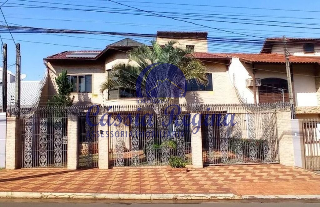 Sobrado com 04 dormitórios sendo 03 suítes - Jardim Panorama