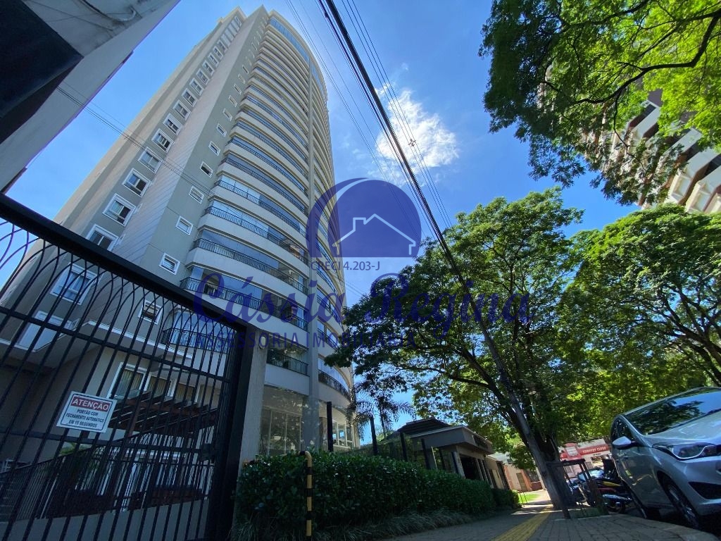 Apartamento com 4 dormitórios à venda no Edifício Renascence - Centro
