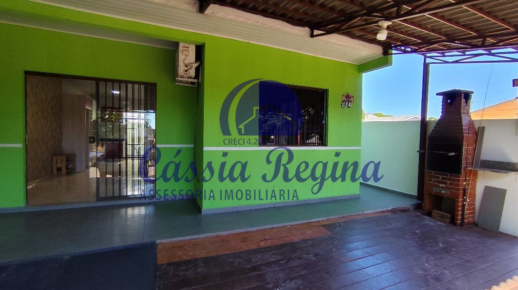 Casa de esquina com 02 dormitórios, no Portal da Foz