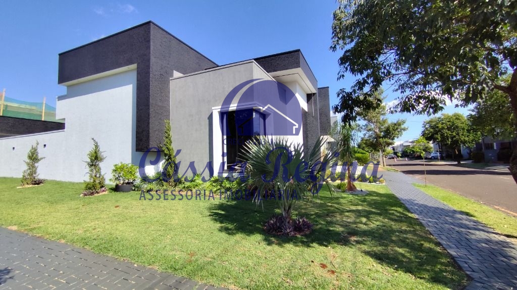 Casa mobiliada de alto padrão com 04 suítes à venda no Condomínio Arco de Paris -