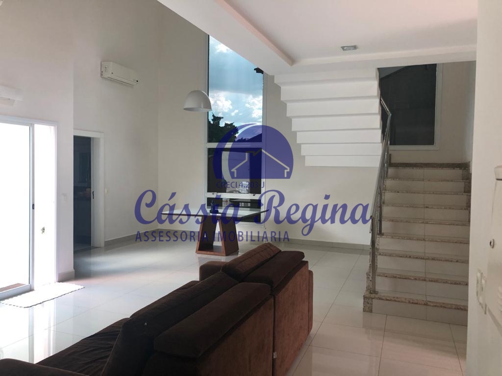 Sobrado com 3 suítes com edícula e piscina - Jardim Eliza I