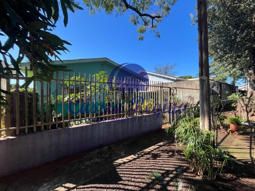 Casas com 03 dormitórios, em ótima localização - Jardim Santa Rosa - Região da Vi