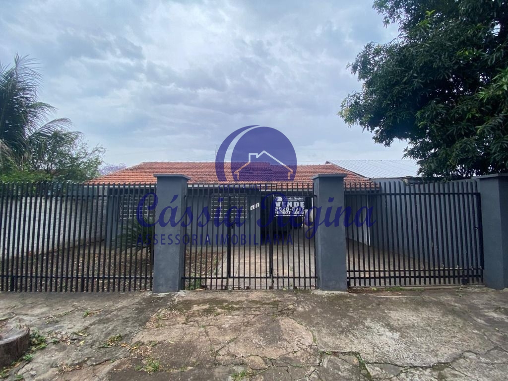 Casa com 02 dormitórios - Parque Imperatriz