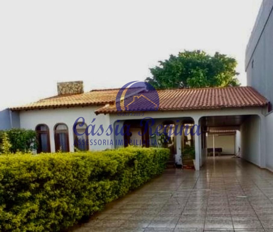 Casa com 03 dormitórios sendo 01 suíte - Campos do Iguaçu