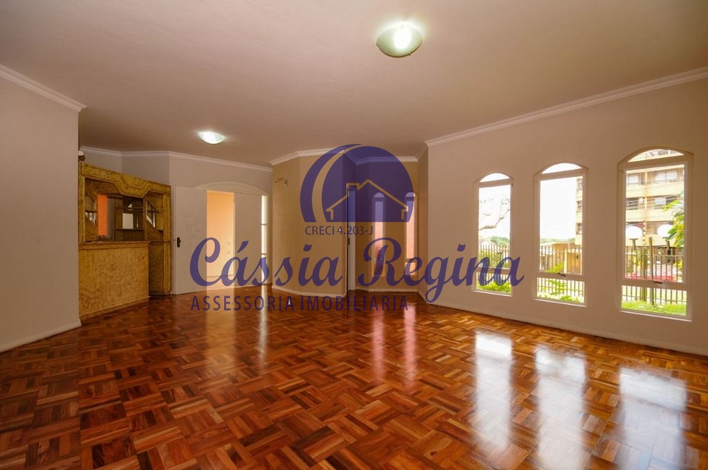 Casa com 03 dormitórios sendo 01 suíte  - Vila Yolanda