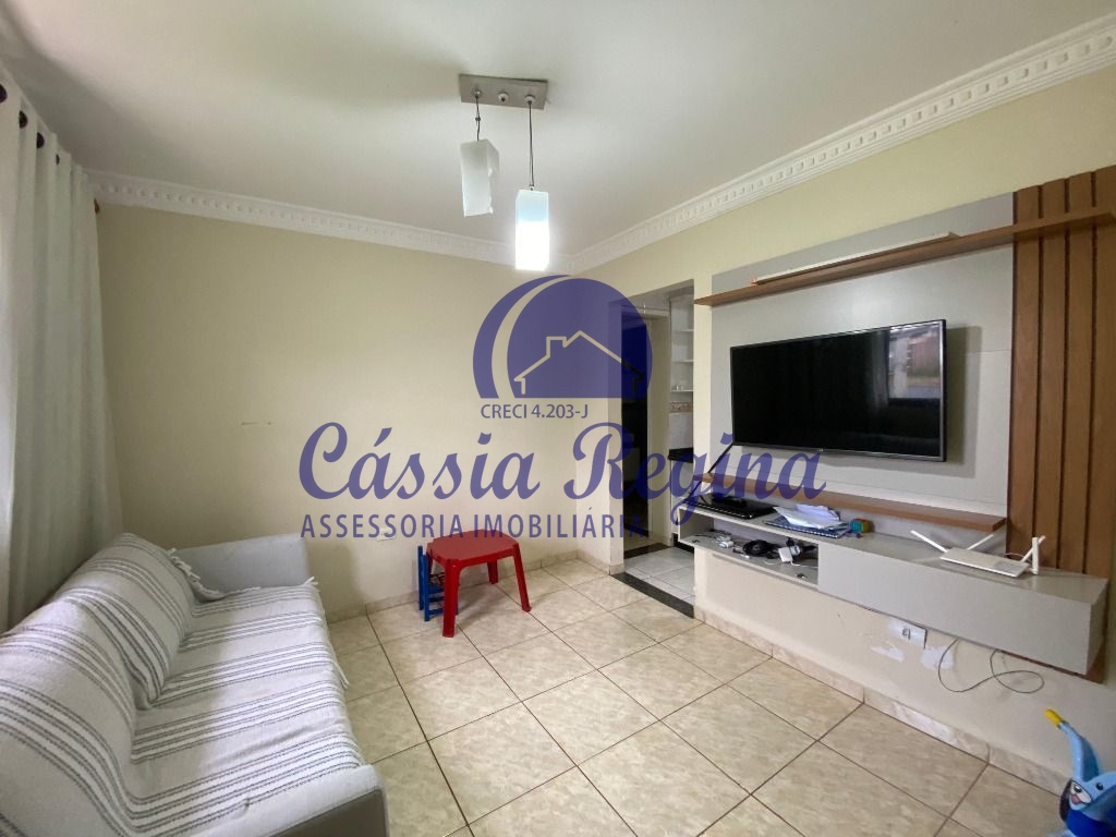 Casa com 03 dormitórios - Jardim Ipê - Região da Vila A