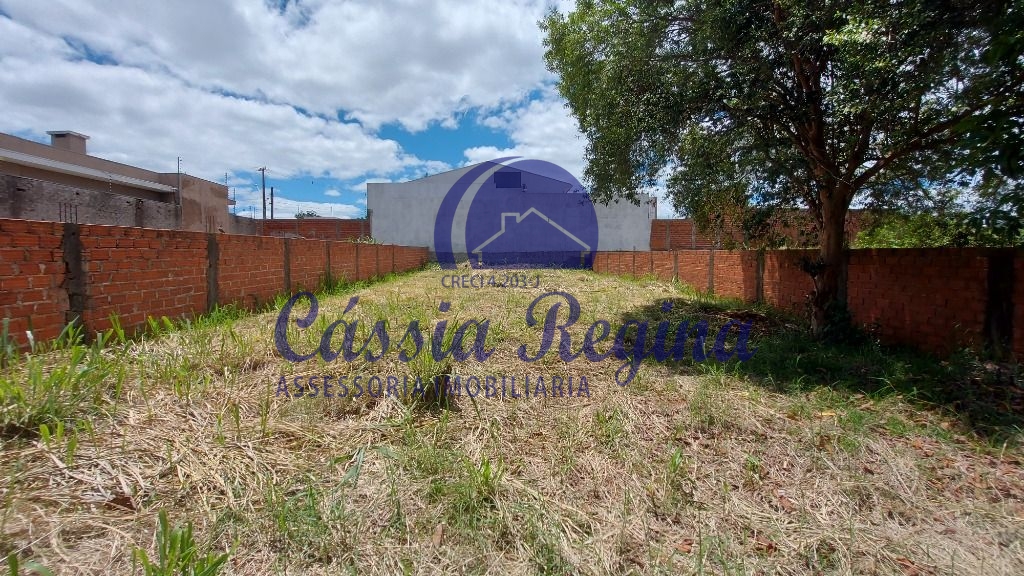 Terreno à venda no Jardim Canadá - Região  da Vila A