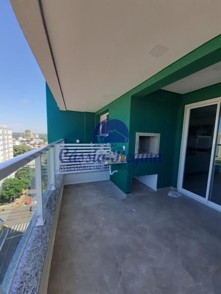 Apartamento com 03 dormitórios sendo 02 suítes - Edifício Esmeralda