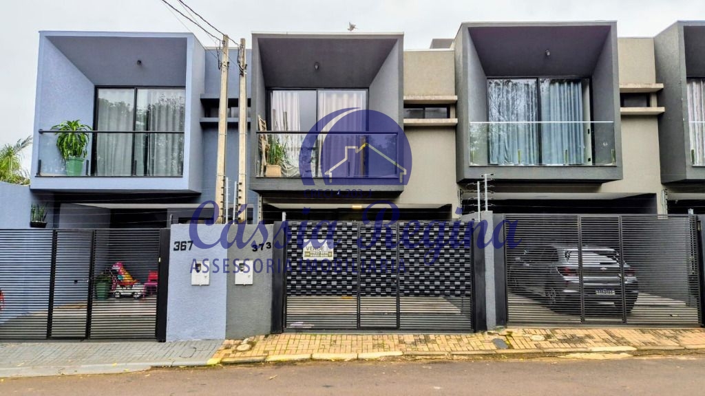 Sobrado semimobiliado com 03 dormitórios, sendo 01 suíte à venda ? Bairro KLP, Ja