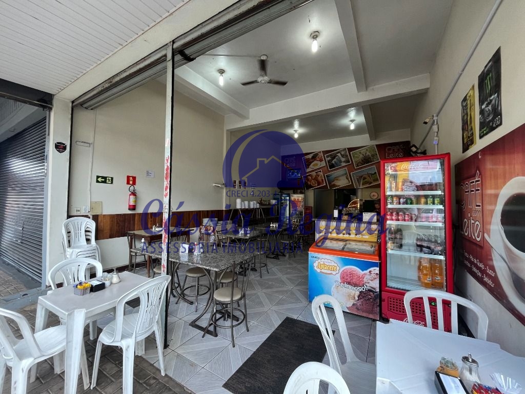 Salas comerciais com apartamento anexo e estacionamento à venda na Vila Portes - 