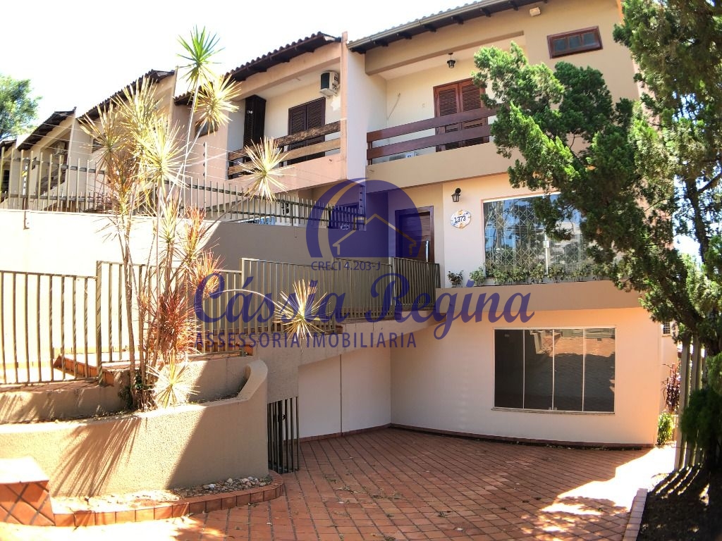 Sobrado com 04 dormitórios Sendo 02 suítes - Renato Festugato (Região Central)